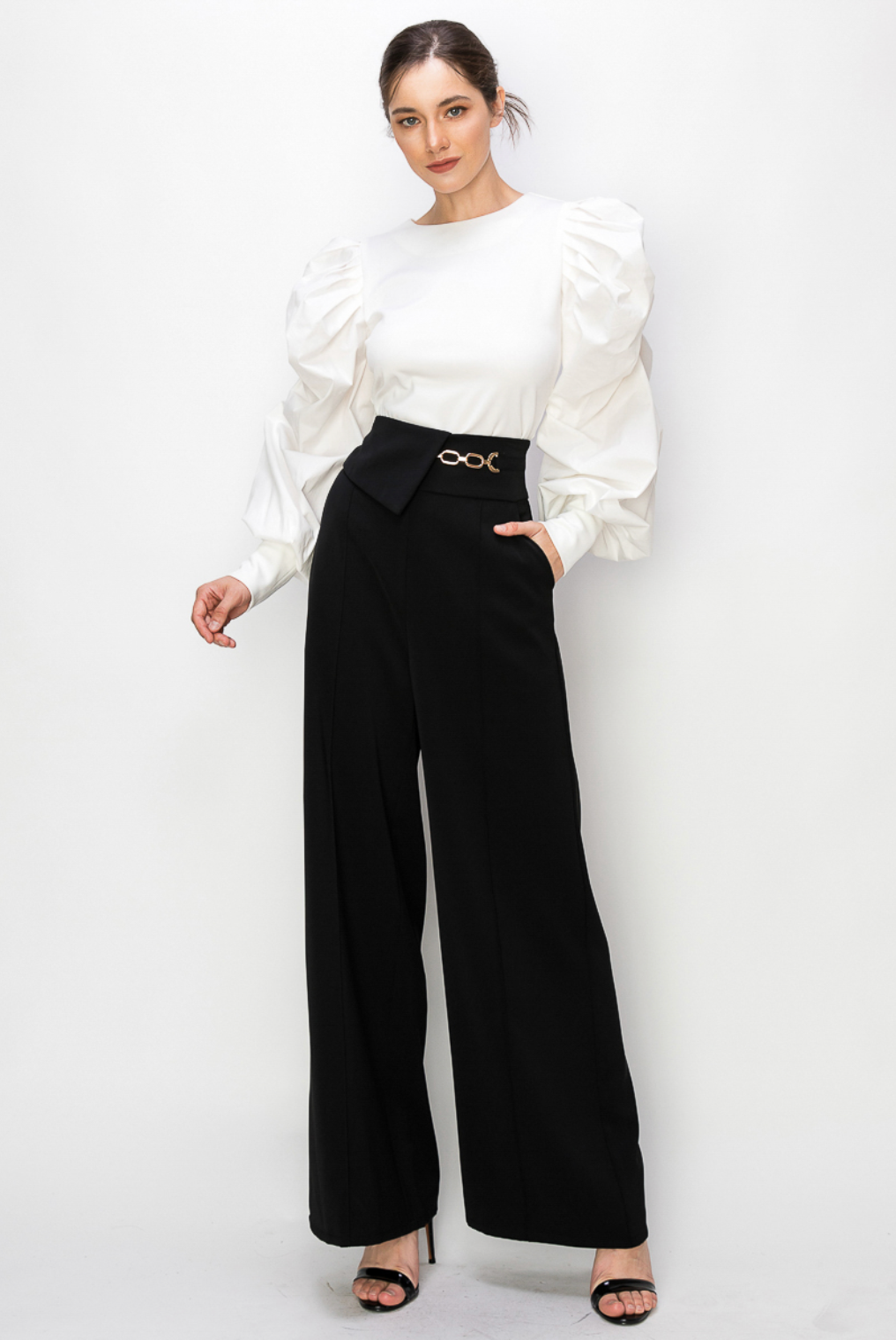 High Waist Buckle detail wide pants.