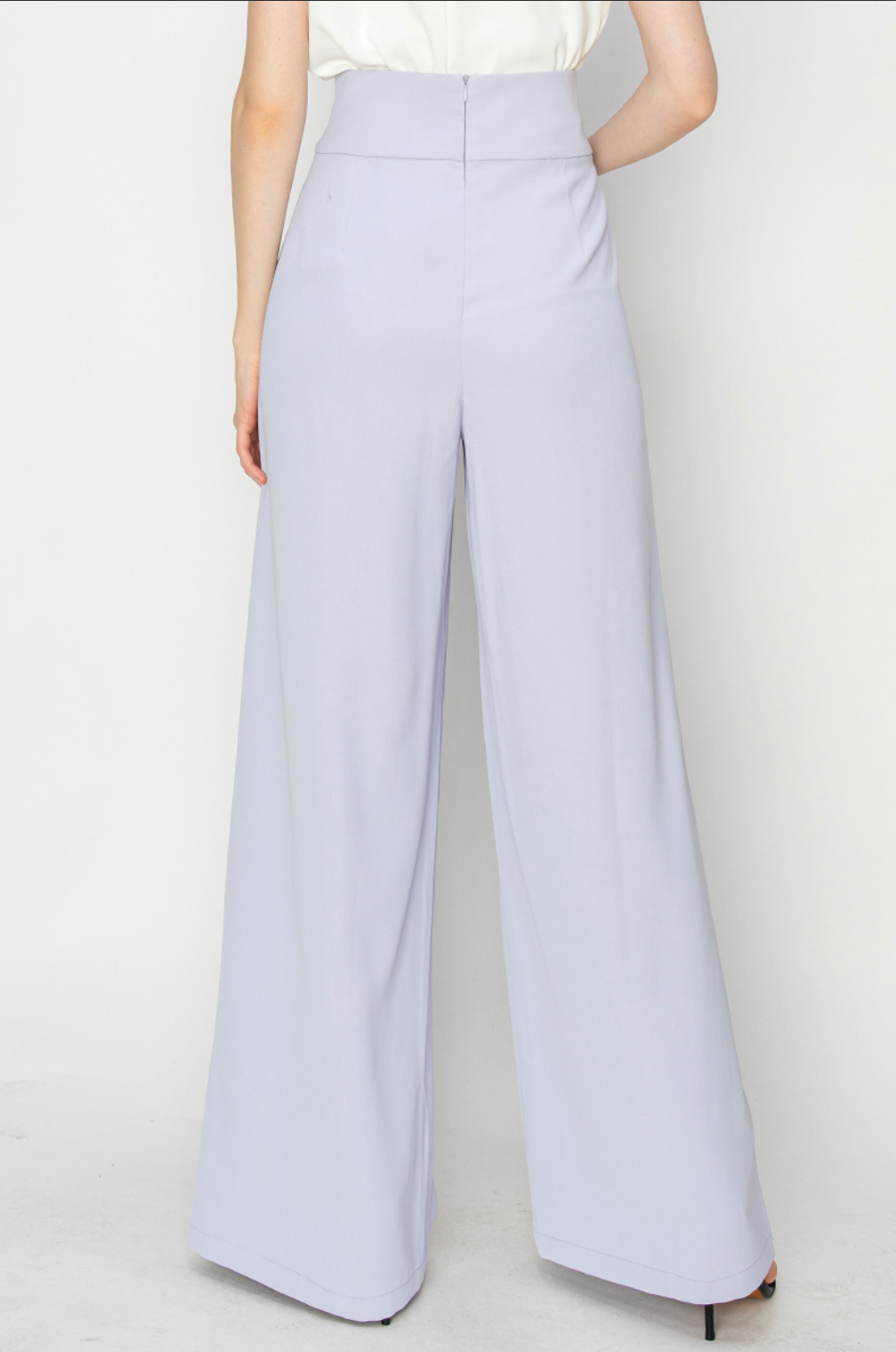 High Waist Buckle detail wide pants.